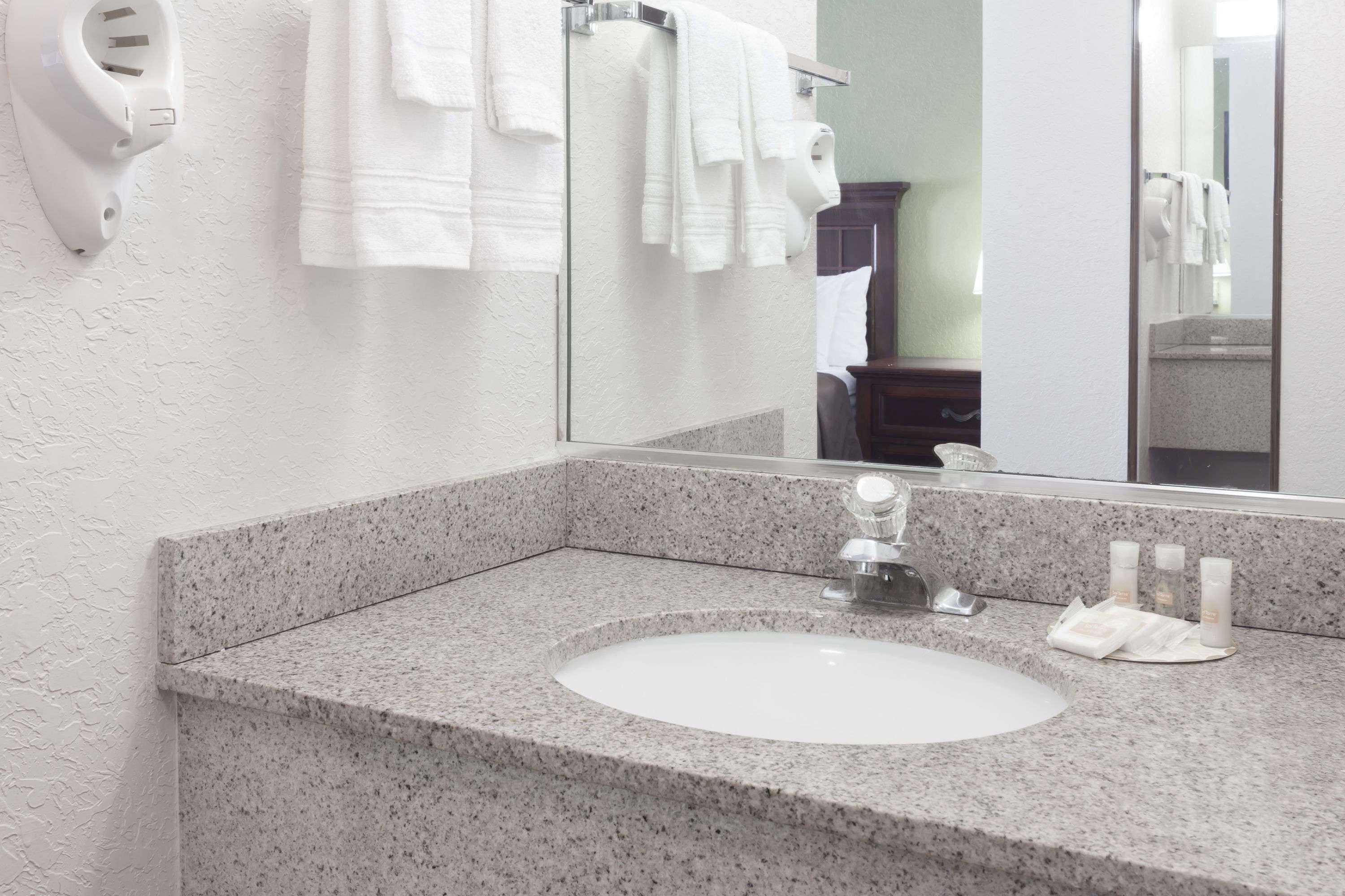 Days Inn By Wyndham Sarasota I-75 Vamo Kültér fotó