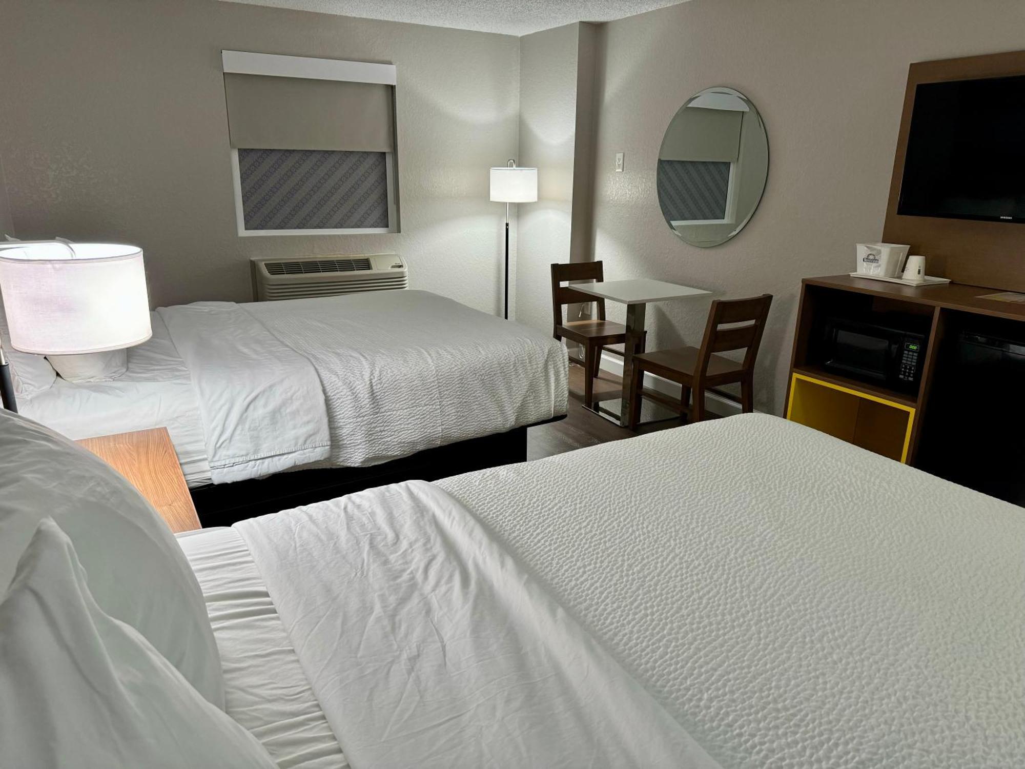 Days Inn By Wyndham Sarasota I-75 Vamo Kültér fotó